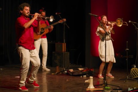 NO PUEDE PARAR_ZF54347