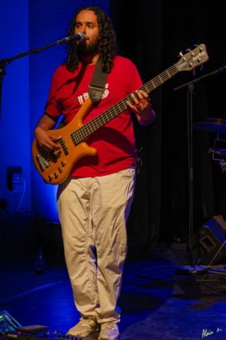 NO PUEDE PARAR_ZF54350