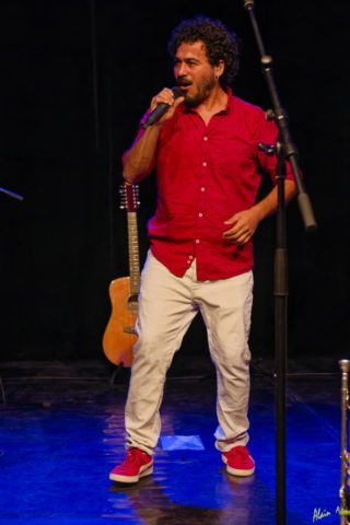 NO PUEDE PARAR_ZF54351