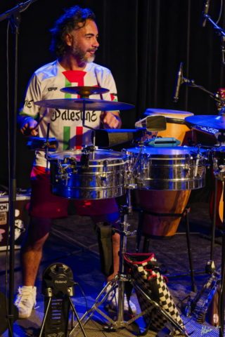 NO PUEDE PARAR_ZF54354