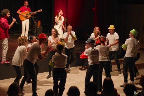 NO PUEDE PARAR_ZF54398