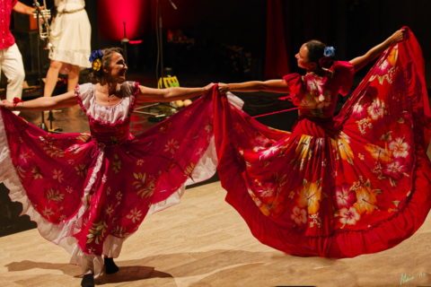 NO PUEDE PARAR_ZF54404