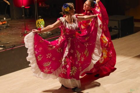 NO PUEDE PARAR_ZF54416