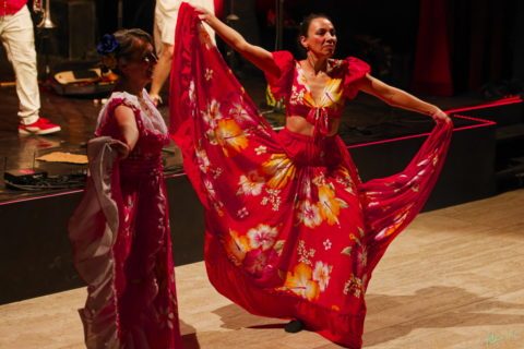 NO PUEDE PARAR_ZF54418