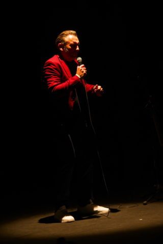 Et dieu créa… la voix-_ZF5486999_DxO