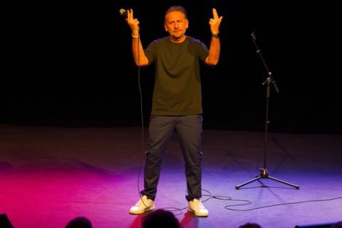 Et dieu créa… la voix-_ZF548741414_DxO