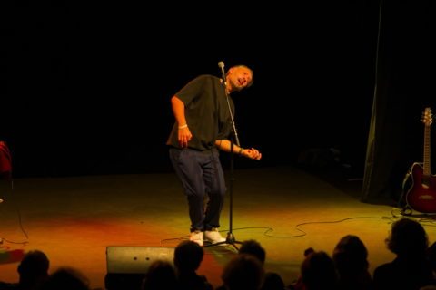 Et dieu créa… la voix-_ZF548963232_DxO