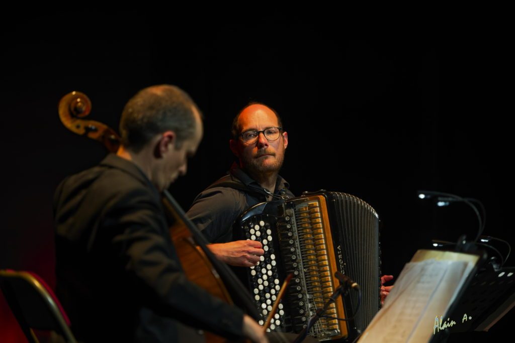 Café Tango – Omar Hassan