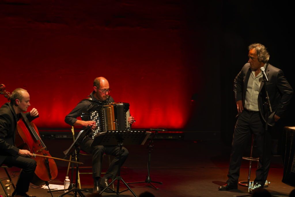 Café Tango – Omar Hassan