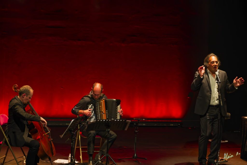 Café Tango – Omar Hassan