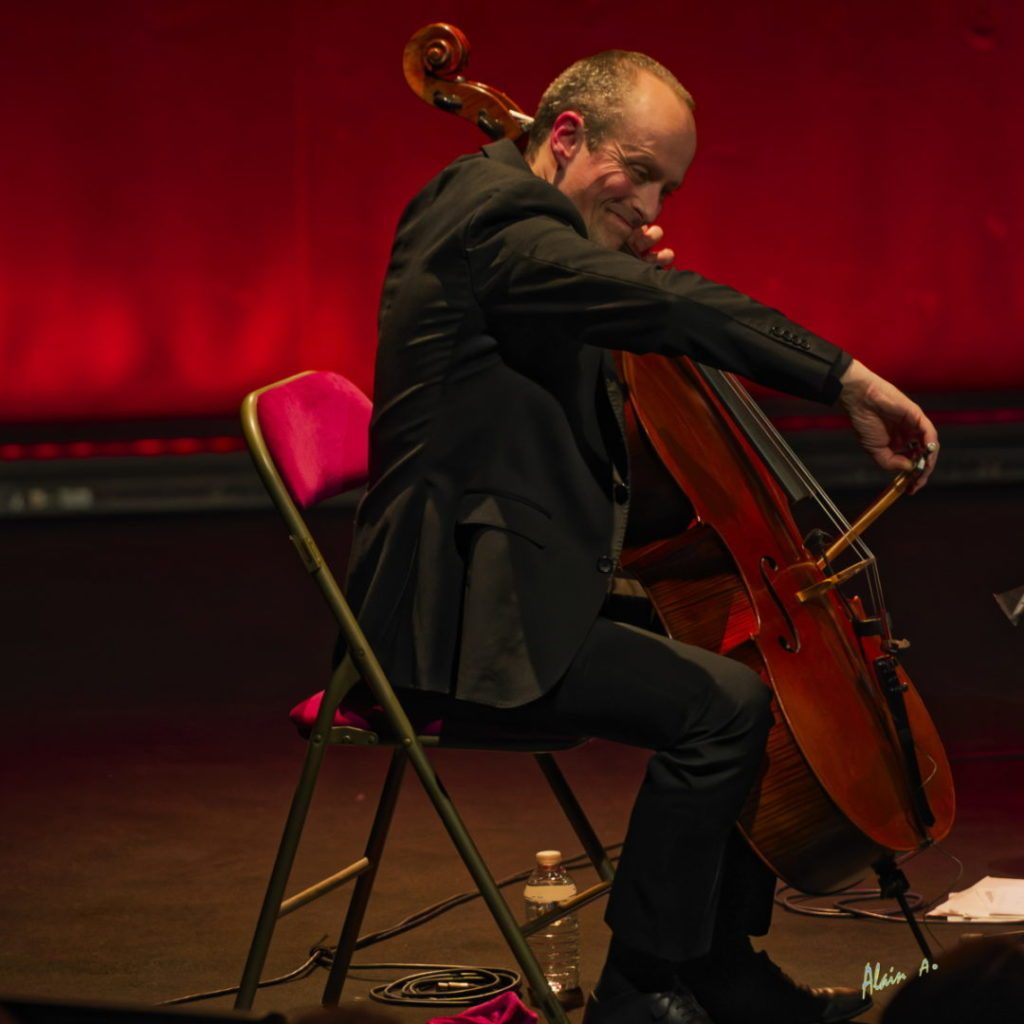 Café Tango – Omar Hassan