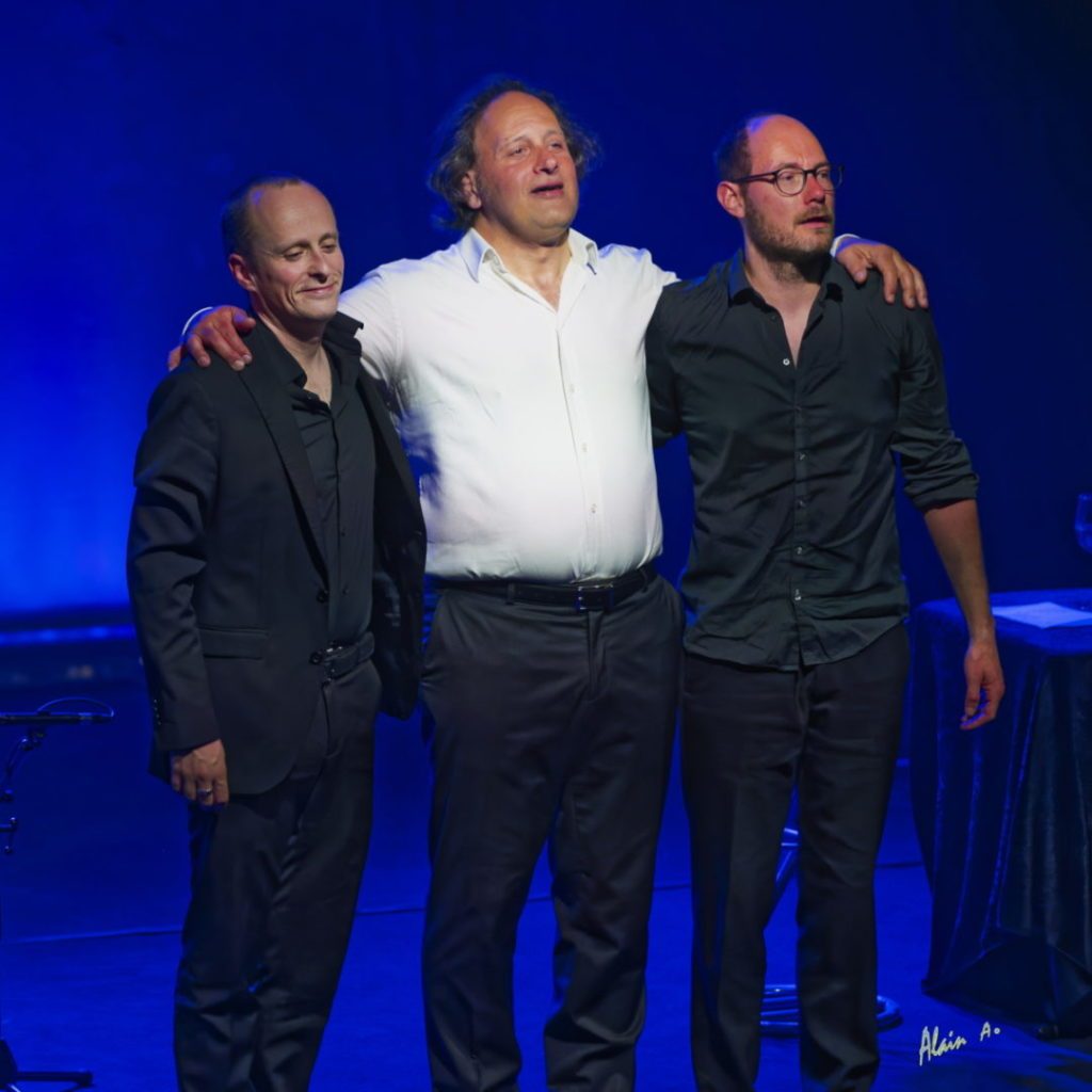 Café Tango – Omar Hassan